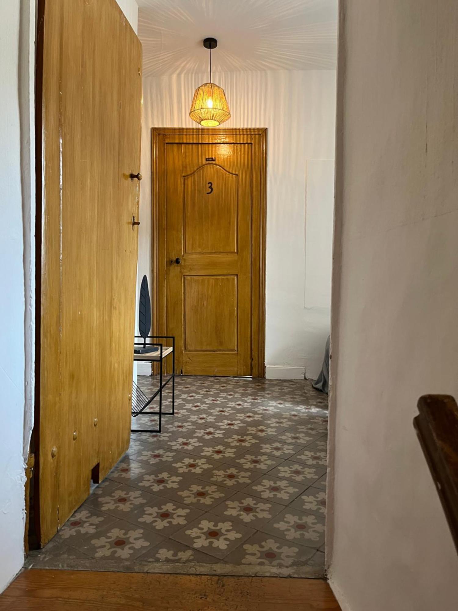 Cafe Du Commerce Genolhac Экстерьер фото